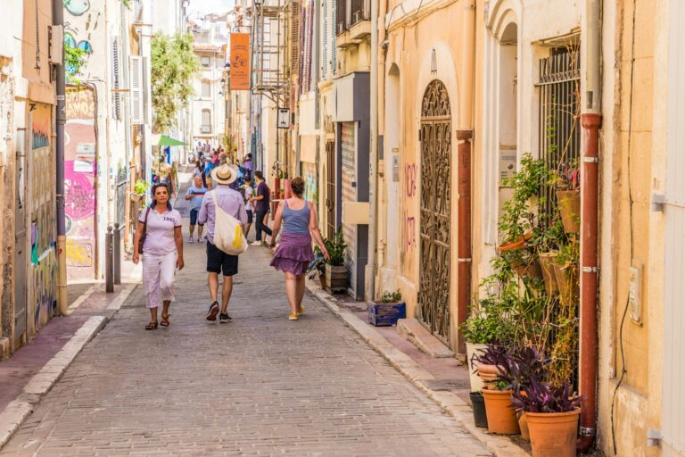 France Marseille Chrispictures shutterstock1533027629 RFE