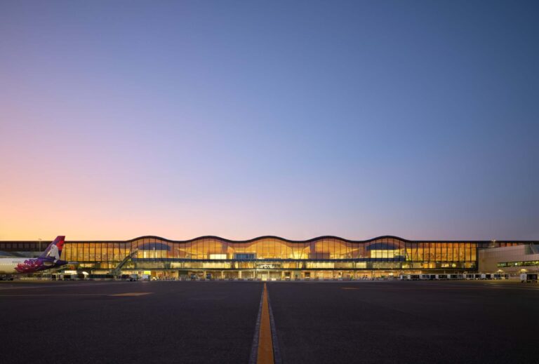 02 portland airport Airport Main Terminal Dror Baldinger