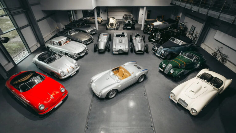 THE AUMANN COLLECTION A REMARKABLE COLLECTION OF FINE MOTOR CARS TO BE OFFERED IN MUNICH 0