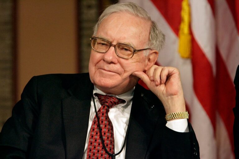 1728313963 warren buffett introvert 73562040