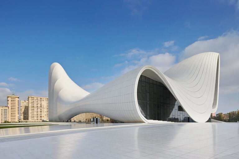 Heydar Aliyev Centre Zaha Hadid Architects © Hufton Crow