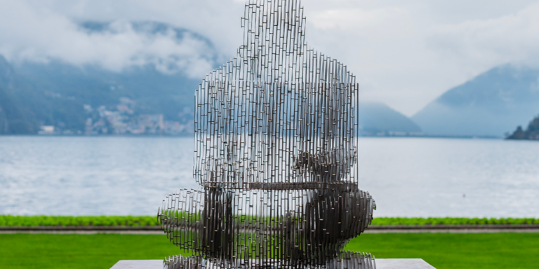 satoshi statue lugano2 gID 7.png@png