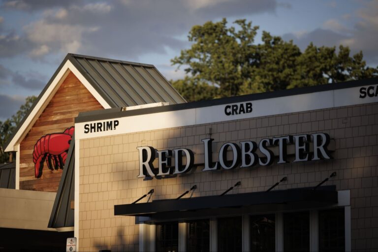 1731440160 Red Lobster 2156361871