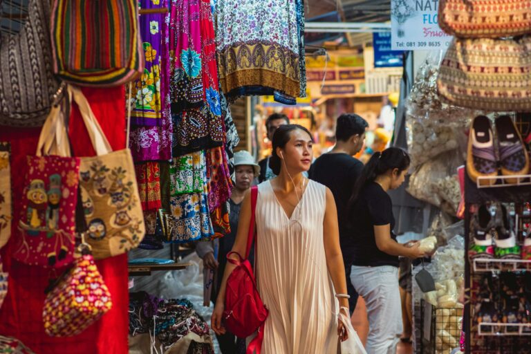 Thailand Bangkok Chatuchak David Bokuchava shutterstockRF731027326 crop