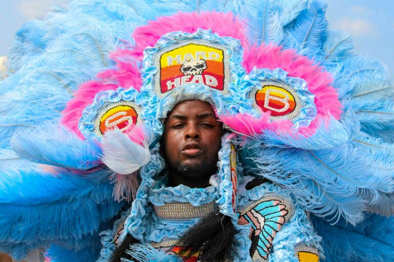 mardi gras indian at jazz fest 2014 t20 g1aYA8