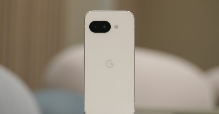 257623 Pixel 9a VPavic 81