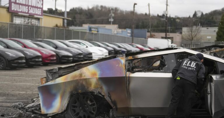 tesla cybertruck fire 92565