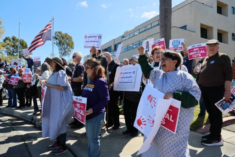 1498797 me reconciliation budget bill rallies02 ajs