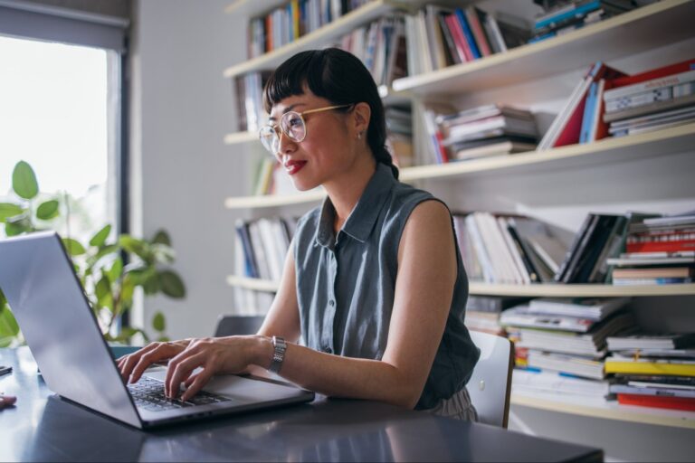 1745436772 effective leader writing email strong communication 0425 g 1664543931
