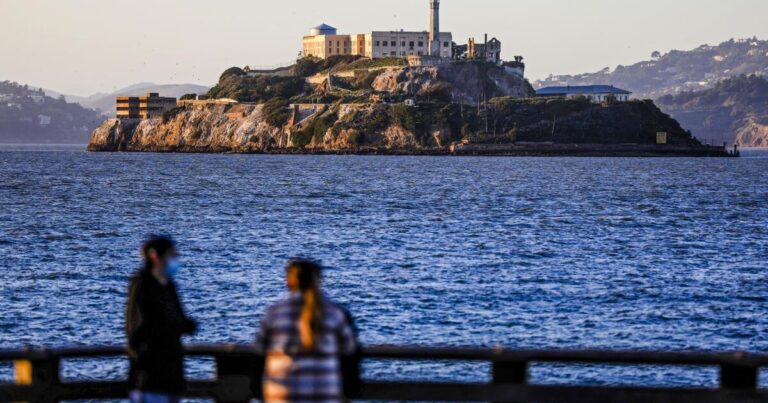 tr ca 101 2022 alcatraz 027